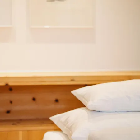 فندق أورورا